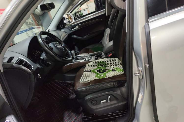 Used Audi Q5 2016 40 TFSI Comfort Model Left Front Seat