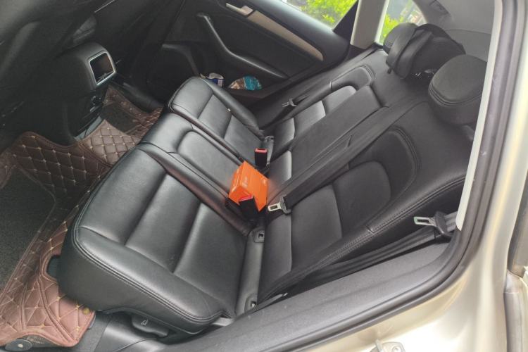 Used Audi Q5 2016 40 TFSI Trendy Edition Left Rear Seat