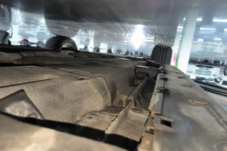 Used Audi Q5 2016 40 TFSI Technology Edition Left Side Sill