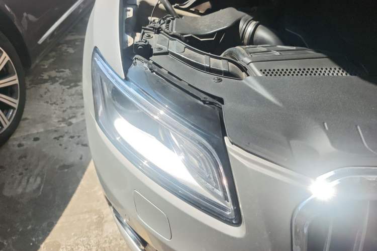 Used Audi Q5 2016 40 TFSI Technology Edition Right Front Headlight
