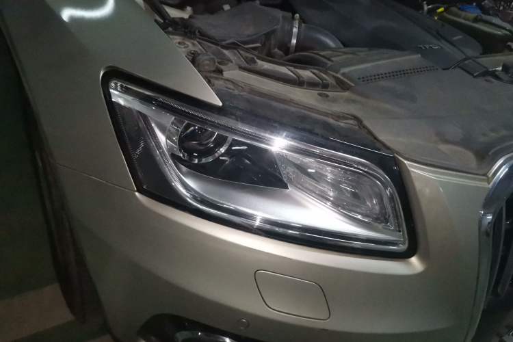 Used Audi Q5 2016 40 TFSI Technology Edition Right Front Headlight