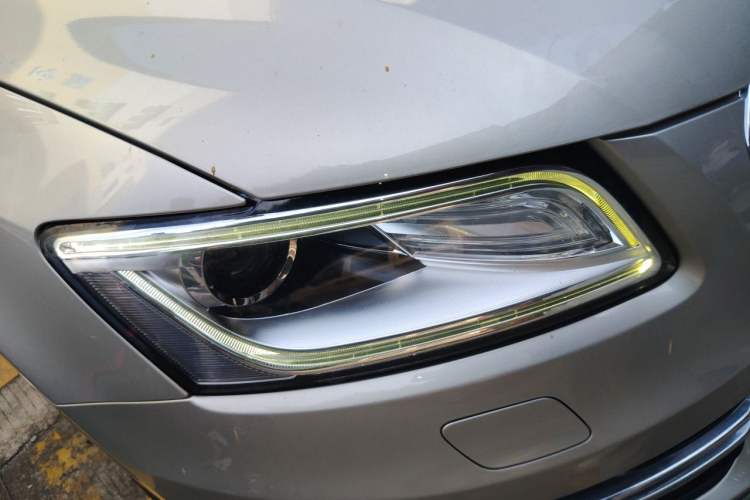 Used Audi Q5 2016 40 TFSI Technology Edition Right Front Headlight
