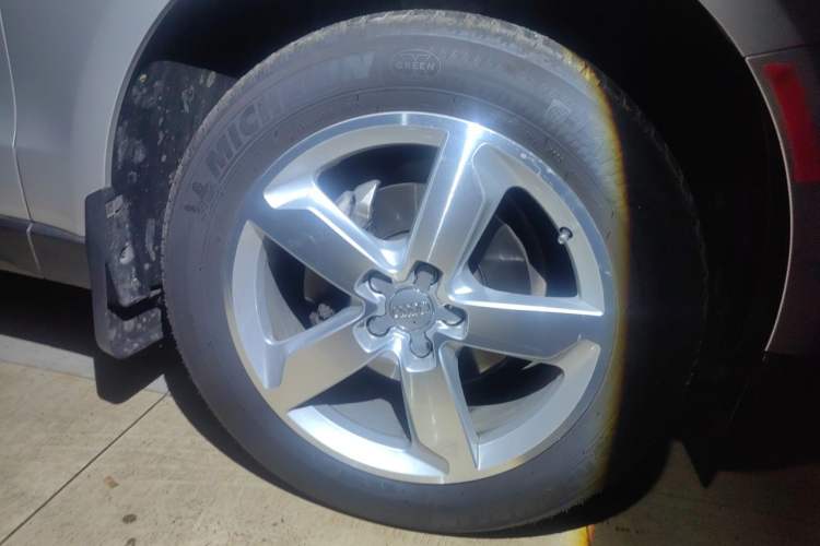 Used Audi Q5 2016 40 TFSI Technology Edition Right Front Wheel Hub