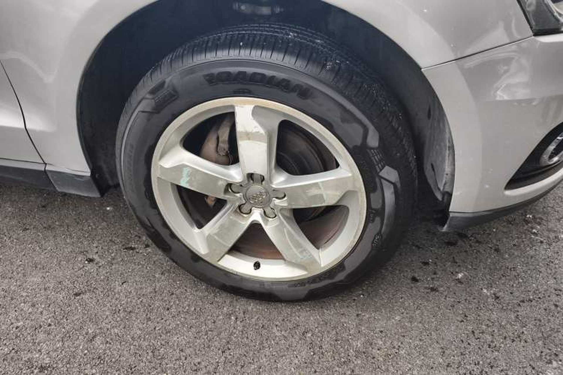 Used Audi Q5 2016 40 TFSI Technology Edition Right Front Wheel Hub