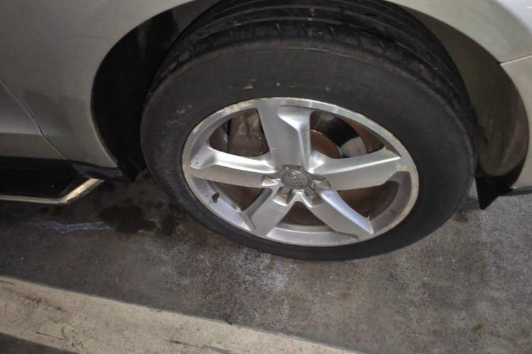 Used Audi Q5 2016 40 TFSI Technology Edition Right Front Wheel Hub