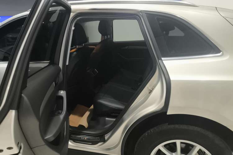 Used Audi Q5 2016 40 TFSI Trendy Edition Right Rear Seat