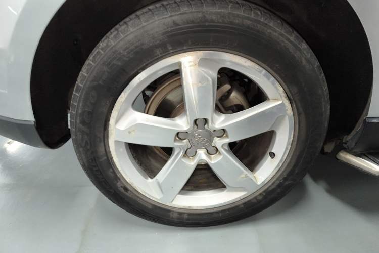 Used Audi Q5 2016 40 TFSI Technology Edition Right Rear Wheel Hub