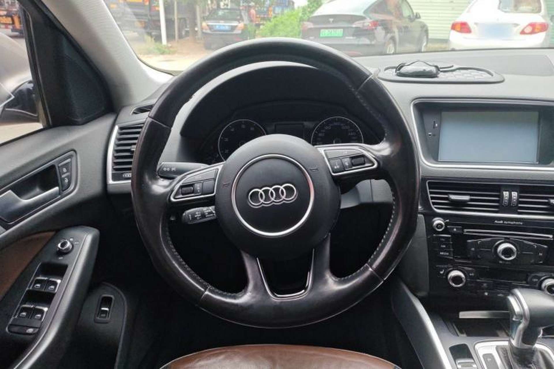 Used Audi Q5 2016 40 TFSI Technology Edition Steering Wheel