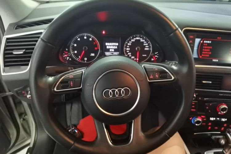 Used Audi Q5 2016 40 TFSI Technology Edition Steering Wheel
