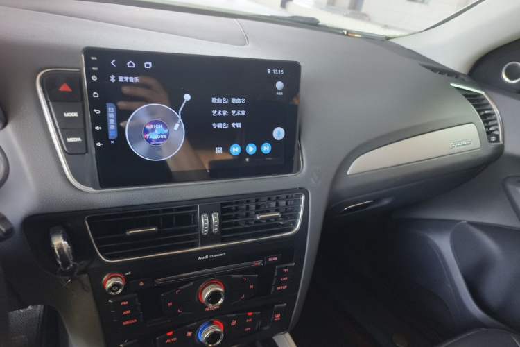 Used Audi Q5 2016 40 TFSI Technology Edition Audio And AC Panel