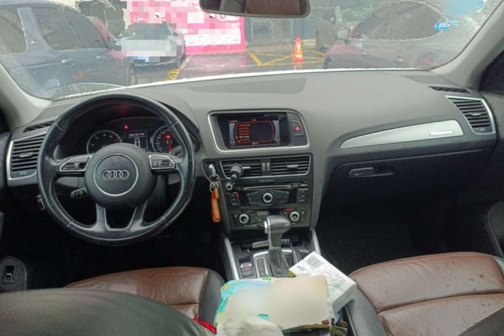 Used Audi Q5 2016 40 TFSI Technology Edition Center Console