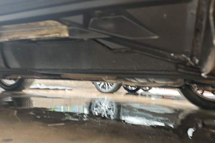 Used Audi Q5 2016 40 TFSI Technology Edition Chassis Rear Left