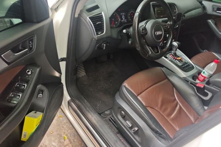 Used Audi Q5 2016 40 TFSI Technology Edition Driver Seat