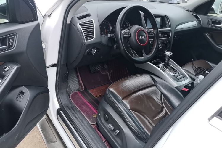 Used Audi Q5 2016 40 TFSI Technology Edition Driver Seat