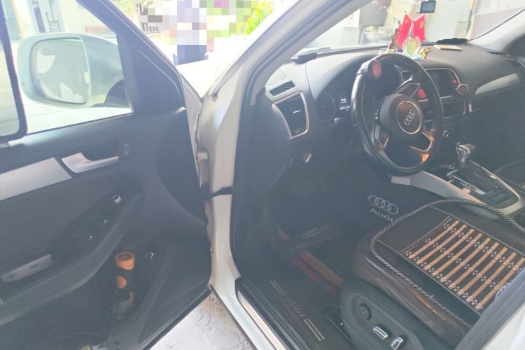 Used Audi Q5 2016 40 TFSI Technology Edition Driver Seat