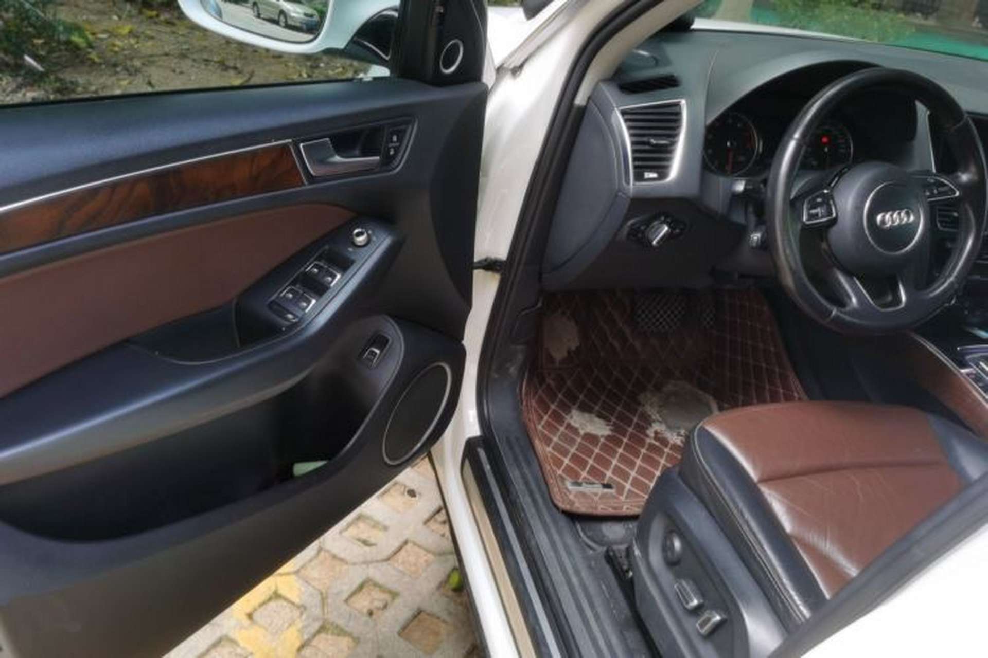 Used Audi Q5 2016 40 TFSI Comfort Model Driver Seat