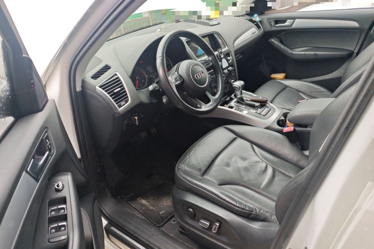 Used Audi Q5 2016 40 TFSI Technology Edition Driver Seat