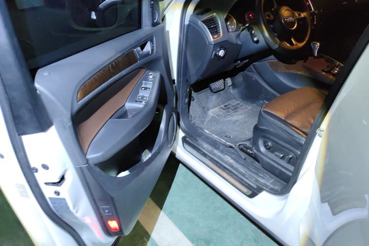 Used Audi Q5 2016 40 TFSI Comfort Model Driver Seat