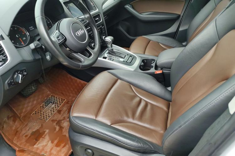 Used Audi Q5 2016 40 TFSI Technology Edition Driver Seat