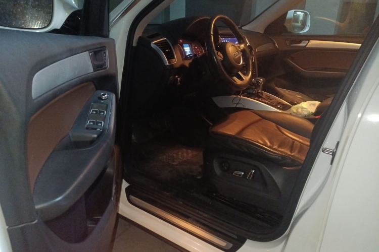 Used Audi Q5 2016 40 TFSI Technology Edition Driver Seat