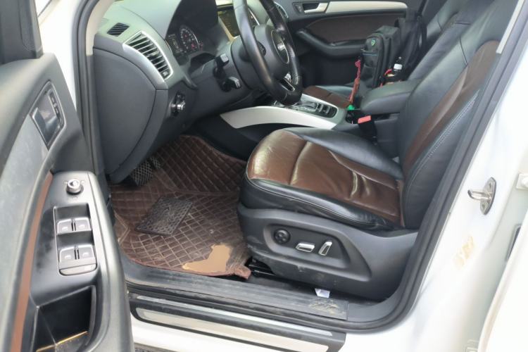 Used Audi Q5 2016 40 TFSI Technology Edition Driver Seat