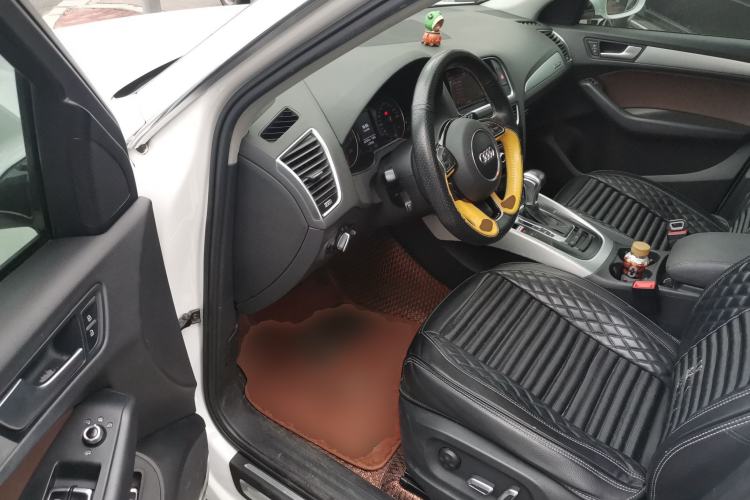 Used Audi Q5 2016 40 TFSI Comfort Model Driver Seat