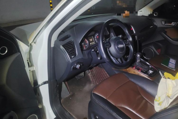 Used Audi Q5 2016 40 TFSI Comfort Model Driver Seat