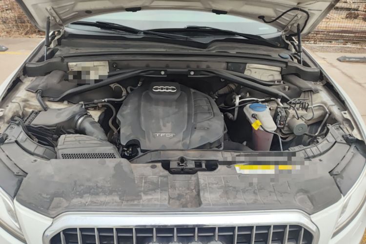 Used Audi Q5 2016 40 TFSI Technology Edition Engine Bay