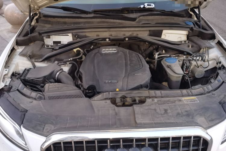 Used Audi Q5 2016 40 TFSI Trendy Edition Engine Bay