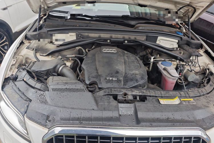 Used Audi Q5 2016 40 TFSI Technology Edition Engine Bay