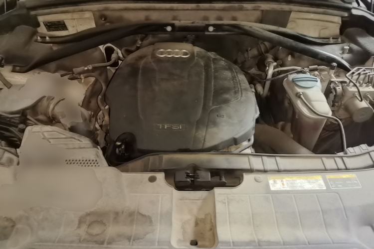 Used Audi Q5 2016 40 TFSI Trendy Edition Engine Bay