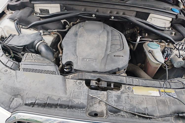 Used Audi Q5 2016 40 TFSI Technology Edition Engine Bay