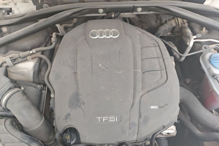 Used Audi Q5 2016 40 TFSI Technology Edition Engine Bay