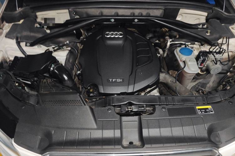 Used Audi Q5 2016 40 TFSI Trendy Edition Engine Bay