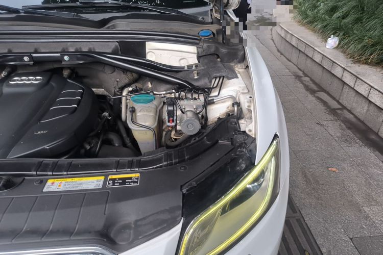Used Audi Q5 2016 40 TFSI Technology Edition Engine Bay Left