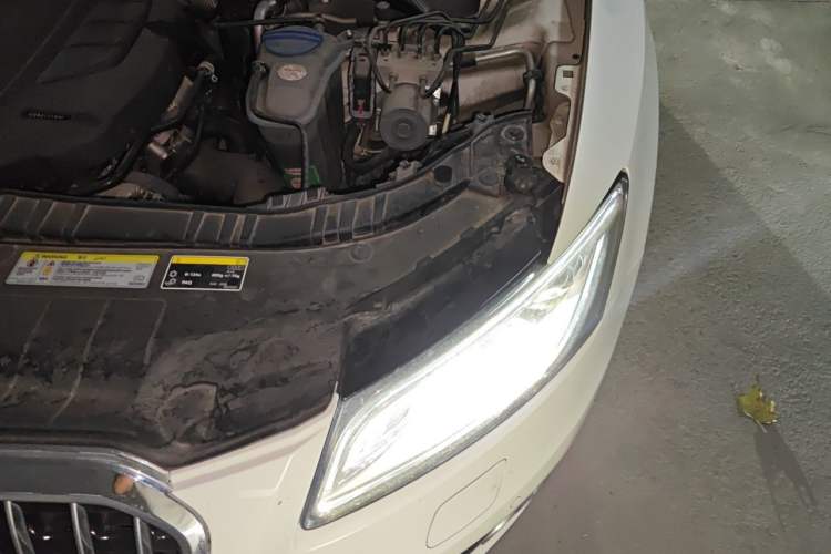 Used Audi Q5 2016 40 TFSI Technology Edition Engine Bay Left