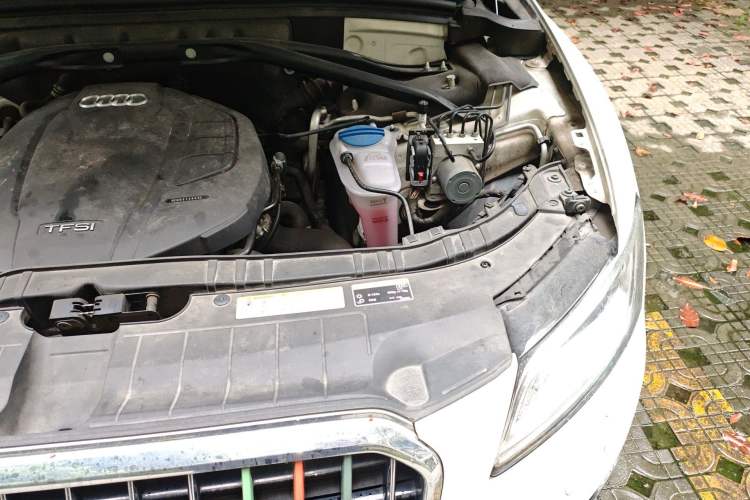 Used Audi Q5 2016 40 TFSI Trendy Edition Engine Bay Left