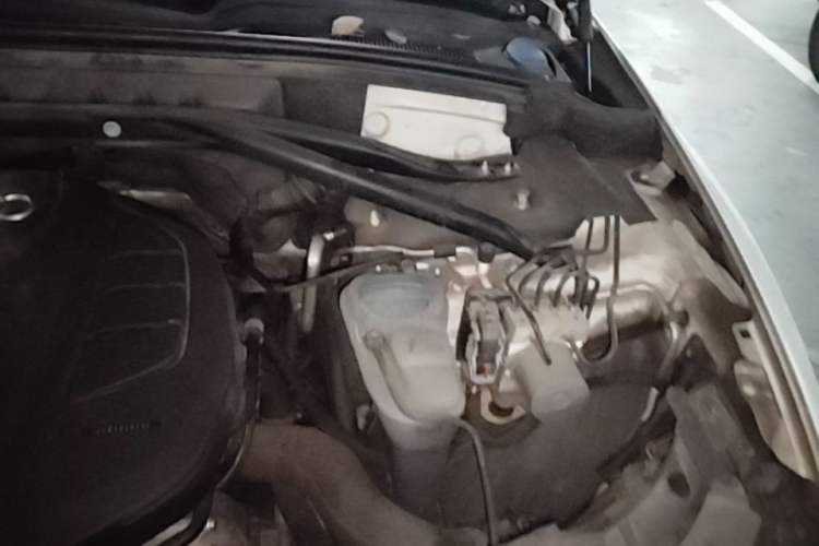 Used Audi Q5 2016 40 TFSI Technology Edition Engine Bay Left