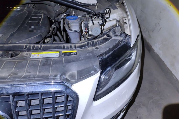 Used Audi Q5 2016 40 TFSI Technology Edition Engine Bay Left