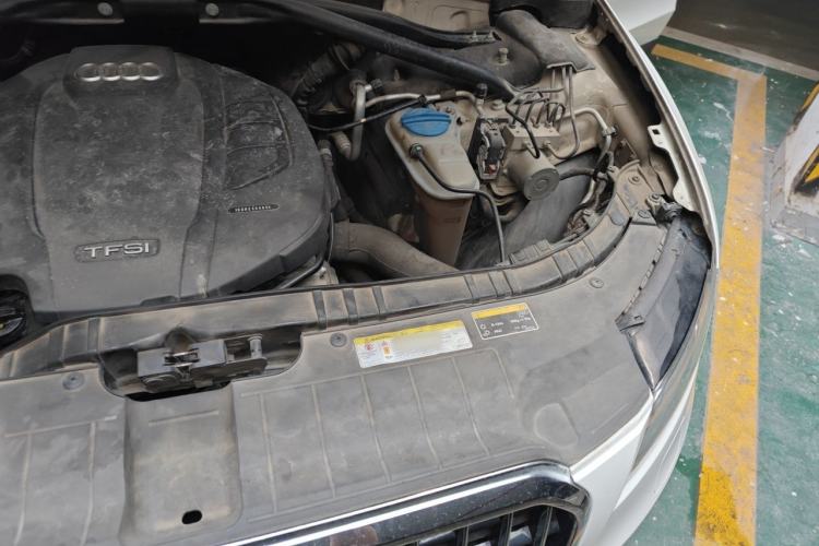 Used Audi Q5 2016 40 TFSI Technology Edition Engine Bay Left