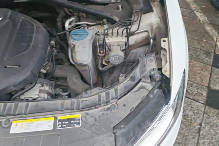 Used Audi Q5 2016 40 TFSI Trendy Edition Engine Bay Left