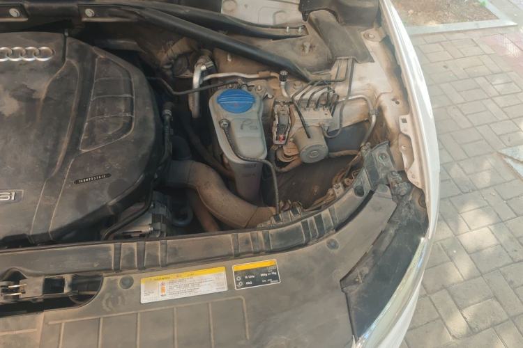 Used Audi Q5 2016 40 TFSI Technology Edition Engine Bay Left