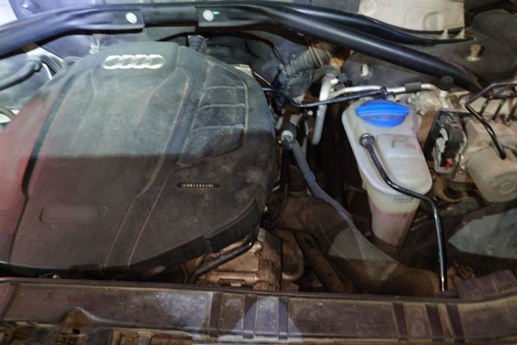 Used Audi Q5 2016 40 TFSI Technology Edition Engine Bay Left