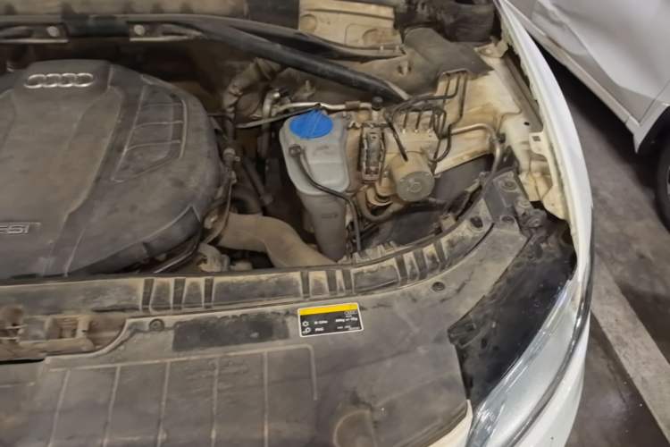 Used Audi Q5 2016 40 TFSI Technology Edition Engine Bay Left