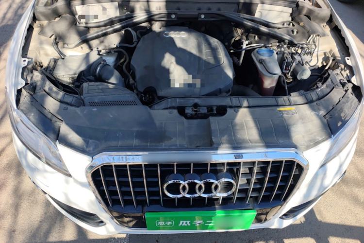 Used Audi Q5 2016 40 TFSI Technology Edition Engine Bay