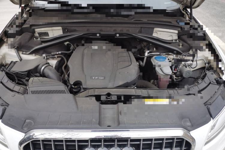Used Audi Q5 2016 40 TFSI Technology Edition Engine Bay