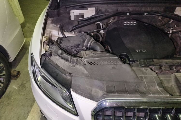 Used Audi Q5 2016 40 TFSI Technology Edition Engine Bay Right