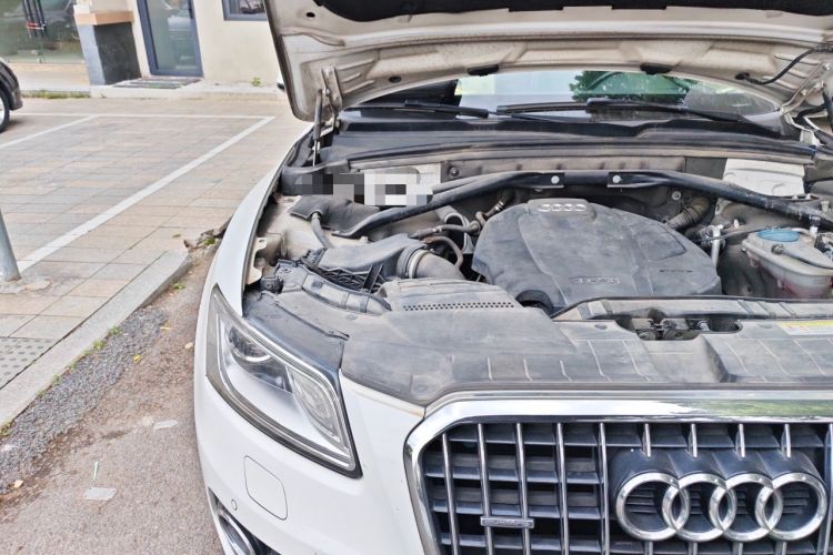 Used Audi Q5 2016 40 TFSI Technology Edition Engine Bay Right