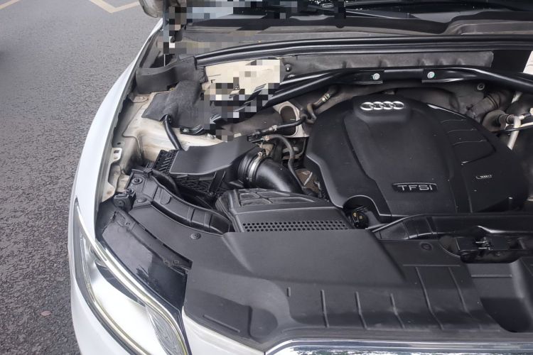 Used Audi Q5 2016 40 TFSI Technology Edition Engine Bay Right