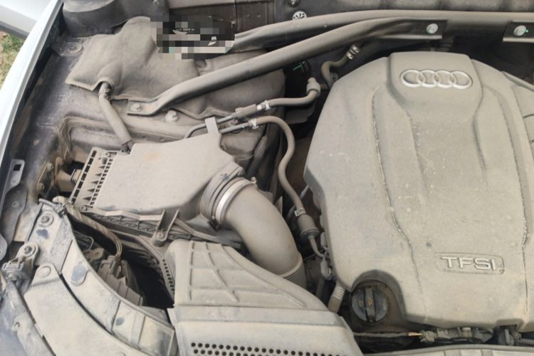 Used Audi Q5 2016 40 TFSI Comfort Model Engine Bay Right